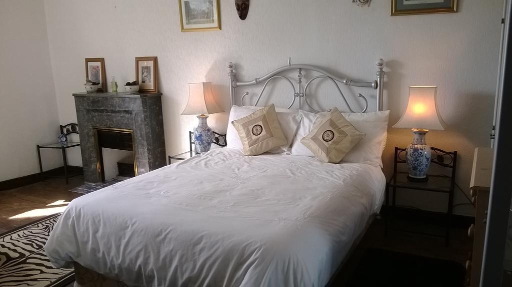 La Chataigne Doree Saint-Pierre-de-Fursac Room photo