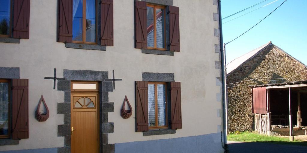 La Chataigne Doree Saint-Pierre-de-Fursac Exterior photo